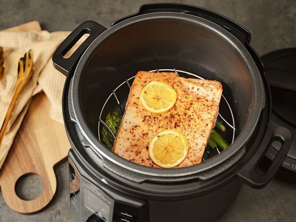 11-IN-1 MULTI COOKER - 6