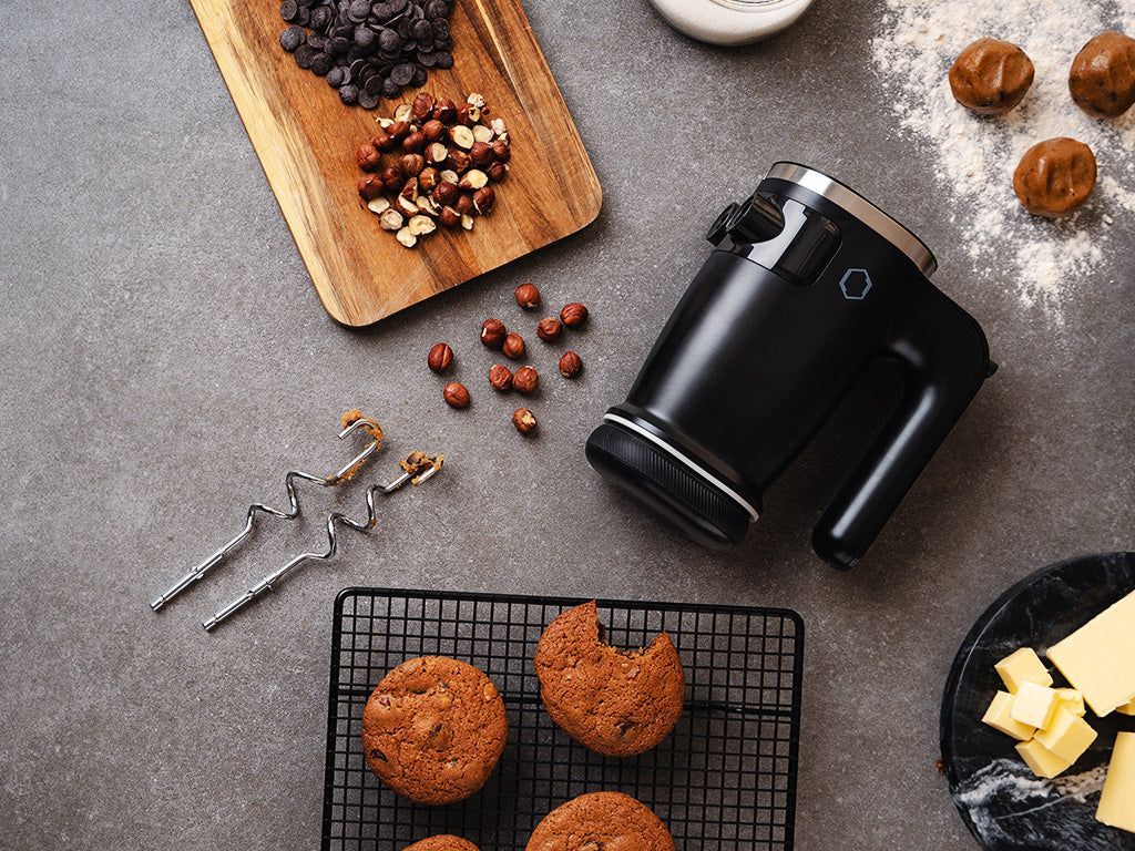 CORDLESS HAND MIXER - 7